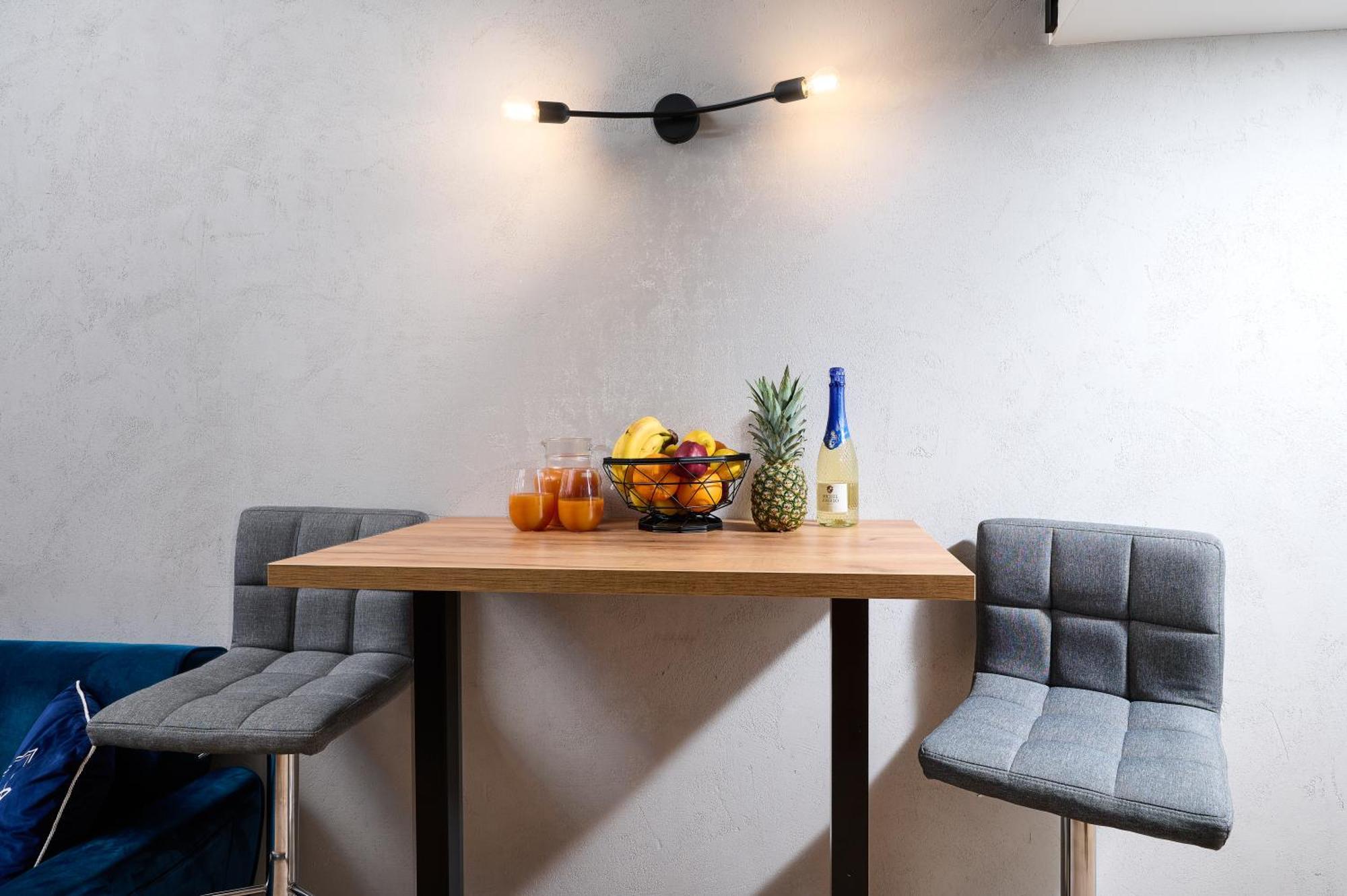 Studio Z Widokiem Na Piotrkowska Apartment Lodz  Ngoại thất bức ảnh